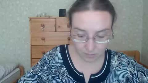 Snapshot of smart_rose chatting on 2, 3, 2025 smart_rose online show from 2, 3, 2025
