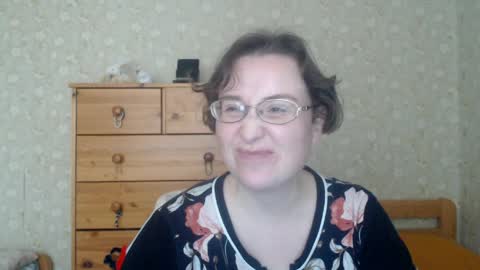 smart_rose online show from 6, 4, 2026