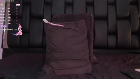 Jade Smiith online show from 14, 12, 2024