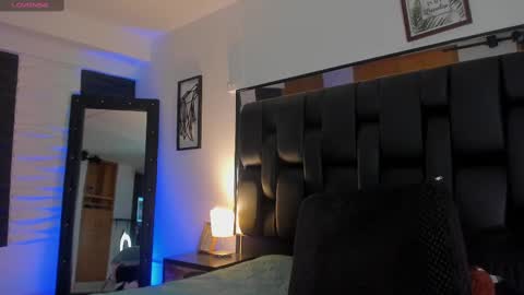 Jade Smiith online show from 17, 9, 2025