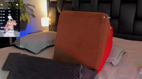 Jade Smiith online show from 3, 10, 2025