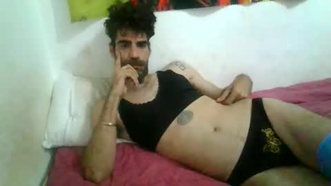 Snapshot of smile3555 chatting on 21, 12, 2025 willy online show from 21, 12, 2025