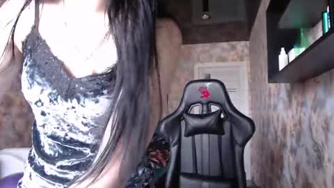 Snapshot of smile_cute_fox chatting on 31, 5, 2026 smile_cute_fox online show from 31, 5, 2026