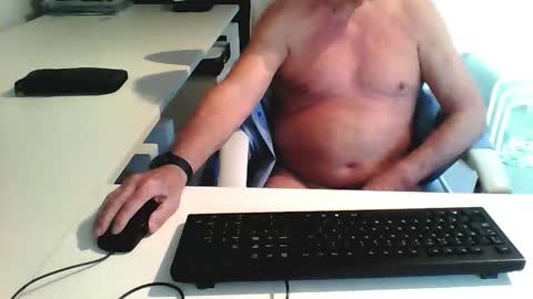 Snapshot of smilesnsmiles chatting on 26, 3, 2026 George online show from 26, 3, 2026
