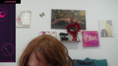 Snapshot of smilet_milf chatting on 28, 4, 2026 Smileth online show from 28, 4, 2026