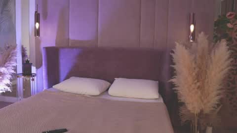 Snapshot of smiley_mia_ chatting on 14, 4, 2026 Mia online show from 14, 4, 2026