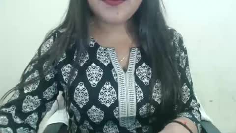 Snapshot of smiley_queen99 chatting on 16, 3, 2026 smiley online show from 16, 3, 2026