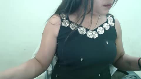 Snapshot of smiley_queen99 chatting on 18, 3, 2026 smiley online show from 18, 3, 2026