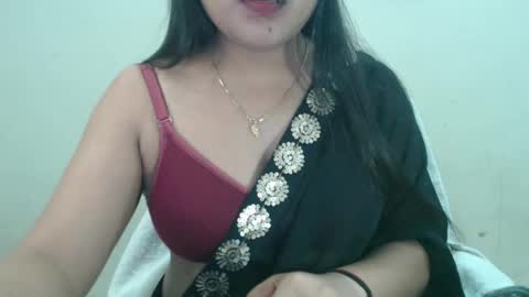 Snapshot of smiley_queen99 chatting on 20, 3, 2026 smiley online show from 20, 3, 2026