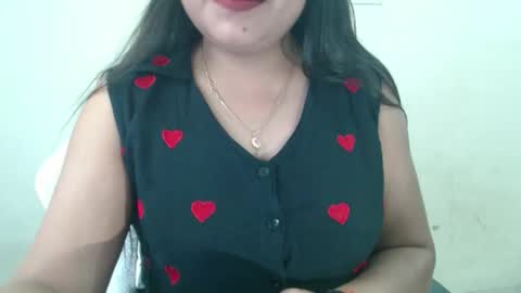 Snapshot of smiley_queen99 chatting on 14, 4, 2026 smiley online show from 14, 4, 2026