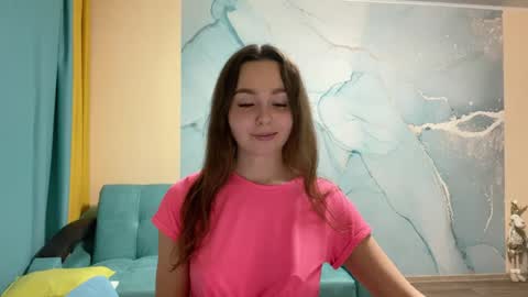 smiling_riddle online show from 25, 1, 2025