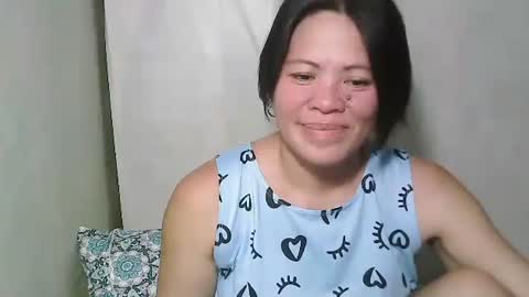 Snapshot of smilinglady27 chatting on 7, 10, 2025 smilinglady27 online show from 7, 10, 2025