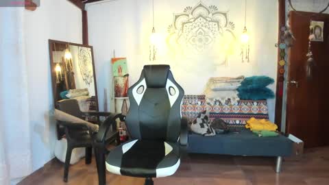 Snapshot of smilingsalor chatting on 16, 12, 2024 SmilingSalor online show from 16, 12, 2024