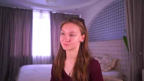 Snapshot of smilysun chatting on 18, 6, 2026 Lucy online show from 18, 6, 2026