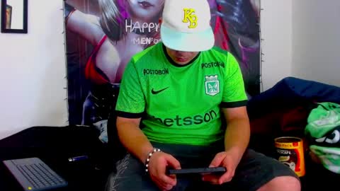 Snapshot of smith_hot69 chatting on 7, 4, 2026 dani online show from 7, 4, 2026