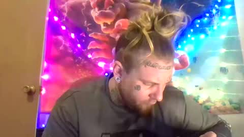 smoke online show from 8, 2, 2025