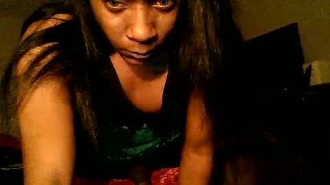 Snapshot of smokegoddess35 chatting on 4, 1, 2025 SmokeGoddess35 online show from 4, 1, 2025