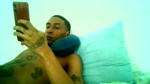 Snapshot of smokepurxxx chatting on 27, 2, 2026 smokepurxxx online show from 27, 2, 2026