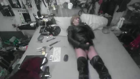 Snapshot of smokeslut365 chatting on 16, 12, 2025 smokeslut365 online show from 16, 12, 2025