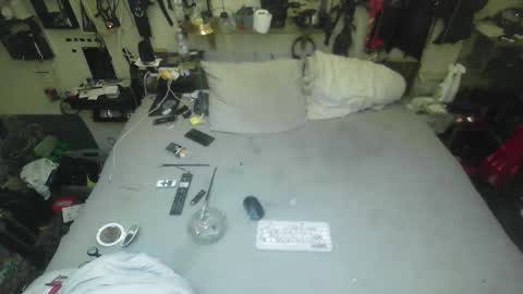 Snapshot of smokeslut365 chatting on 18, 12, 2025 smokeslut365 online show from 18, 12, 2025