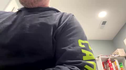 smokeymt420 online show from 3, 2, 2026