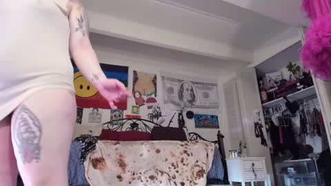 Big Dawg online show from 5, 2, 2025