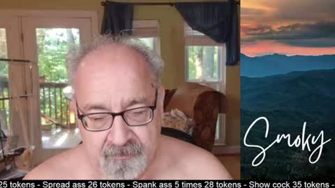 Snapshot of smokymountanman chatting on 10, 7, 2026 smokymountanman online show from 10, 7, 2026