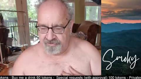 Snapshot of smokymountanman chatting on 13, 7, 2026 smokymountanman online show from 13, 7, 2026