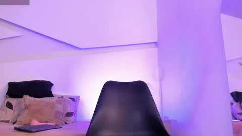 Snapshot of smoothalpha_ chatting on 7, 5, 2026 Ethan online show from 7, 5, 2026