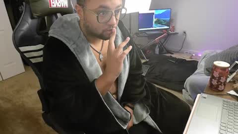 Smoothj2011 online show from 10, 3, 2025