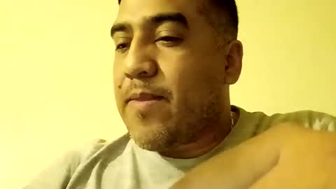 Snapshot of smoothstrik3r chatting on 4, 10, 2025 smoothstrik3r online show from 4, 10, 2025