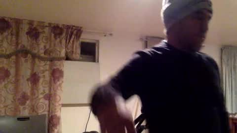 Snapshot of smoothstrik3r chatting on 19, 10, 2025 smoothstrik3r online show from 19, 10, 2025