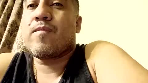 Snapshot of smoothstrik3r chatting on 8, 11, 2025 smoothstrik3r online show from 8, 11, 2025