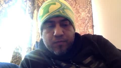 Snapshot of smoothstrik3r chatting on 24, 11, 2025 smoothstrik3r online show from 24, 11, 2025