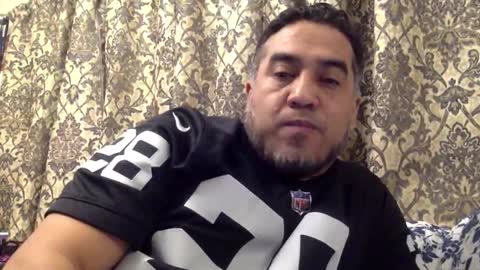 Snapshot of smoothstrik3r chatting on 8, 2, 2026 smoothstrik3r online show from 8, 2, 2026