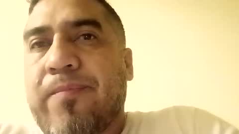 Snapshot of smoothstrik3r chatting on 25, 3, 2026 smoothstrik3r online show from 25, 3, 2026