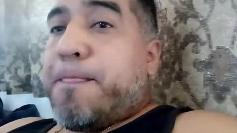 Snapshot of smoothstrik3r chatting on 14, 6, 2026 smoothstrik3r online show from 14, 6, 2026