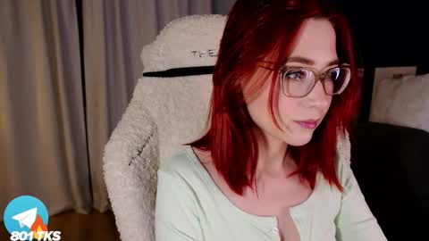 Snapshot of smthwrong chatting on 21, 3, 2026 smthwrong online show from 21, 3, 2026