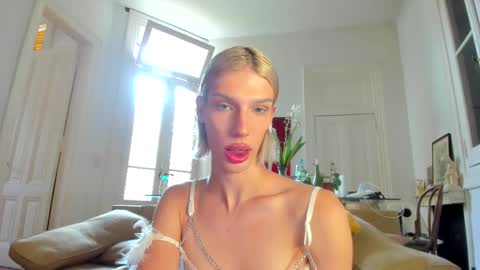 Snapshot of sn0wcat chatting on 8, 1, 2026 online show from 8, 1, 2026