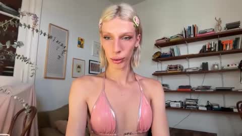 Snapshot of sn0wcat chatting on 22, 2, 2026 online show from 22, 2, 2026