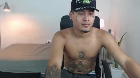 Snapshot of snak_master1 chatting on 13, 9, 2025 snak_master1 online show from 13, 9, 2025