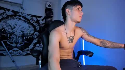 Snapshot of snakebutterfly chatting on 16, 12, 2025 snakebutterfly online show from 16, 12, 2025