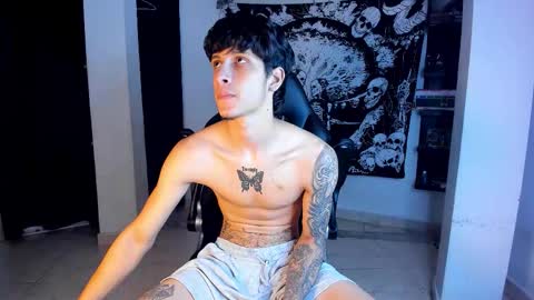 Snapshot of snakebutterfly chatting on 15, 2, 2026 snakebutterfly online show from 15, 2, 2026