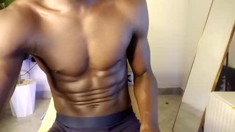 Snapshot of sneaky_link2 chatting on 14, 1, 2026 papi online show from 14, 1, 2026