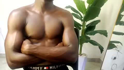 Snapshot of sneaky_link2 chatting on 7, 2, 2026 papi online show from 7, 2, 2026