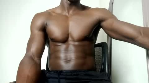Snapshot of sneaky_link2 chatting on 25, 7, 2026 papi online show from 25, 7, 2026