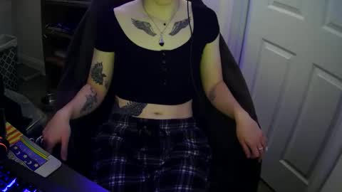 Snapshot of snezballer chatting on 12, 1, 2026 snezballer online show from 12, 1, 2026