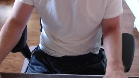 Snapshot of snooze85 chatting on 29, 7, 2026 Cbt-Slave online show from 29, 7, 2026