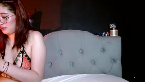 Snapshot of snow_baall chatting on 14, 4, 2026 IG OF red moonn online show from 14, 4, 2026