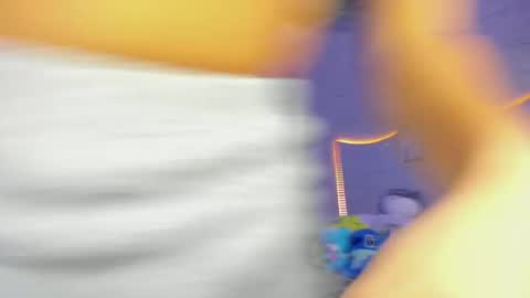 snowbabyxox online show from 17, 11, 2025